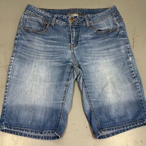 Women’s Faded Glory Light Blue Denim Shorts size 14